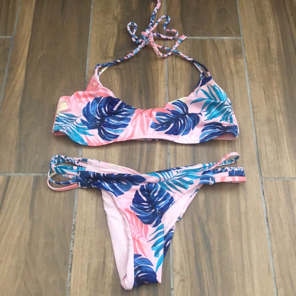 Roxy Bikini